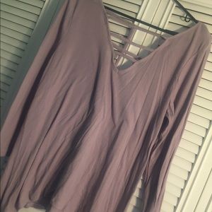 Soft light purple top (mid sleeves)